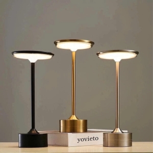 Đèn Bàn LED Kim Loại Để Bàn USB Sạc Cảm Ứng Đầu Giường Trang Trí Để Bàn